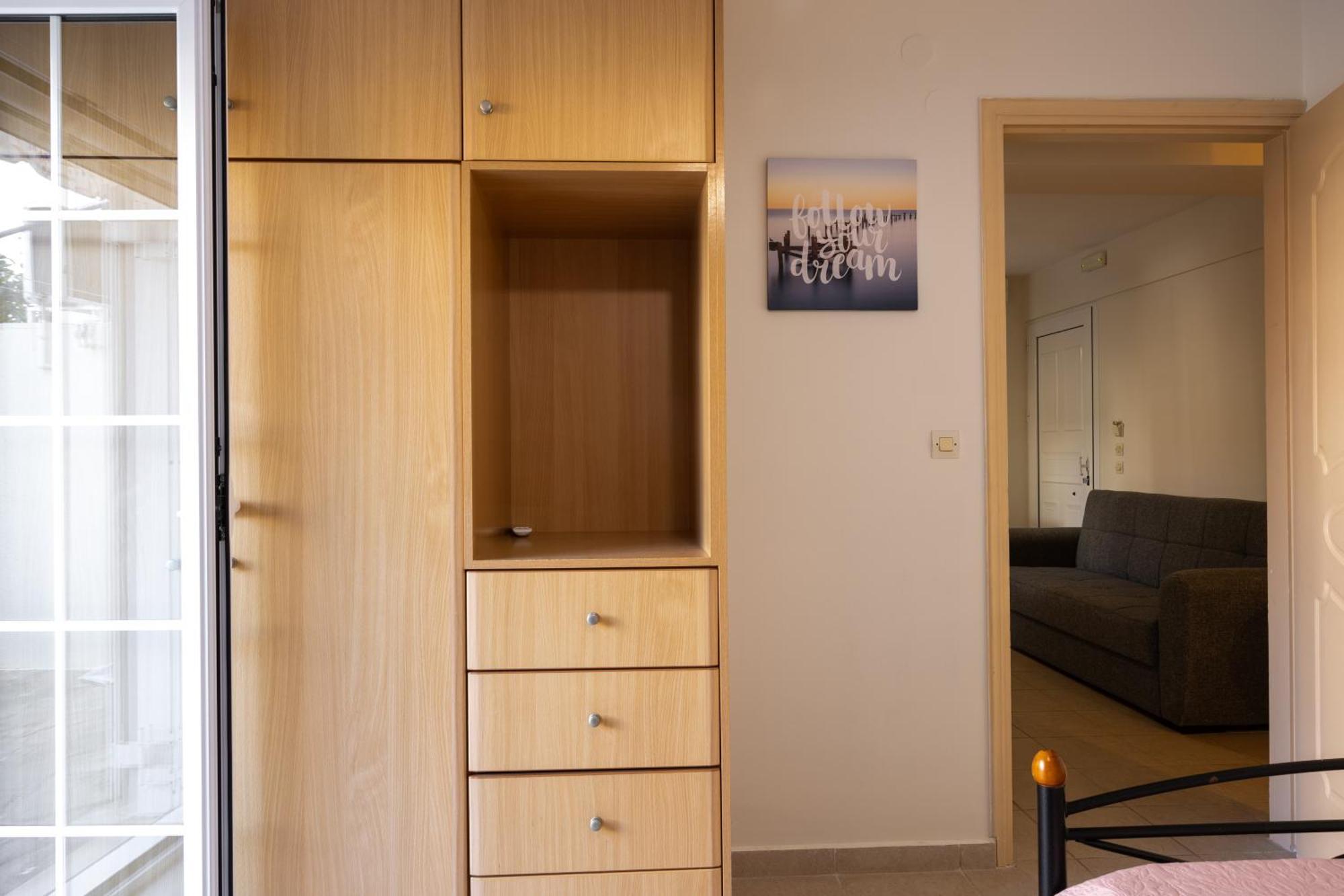 Pavlos Apartments Аргостоліон Екстер'єр фото
