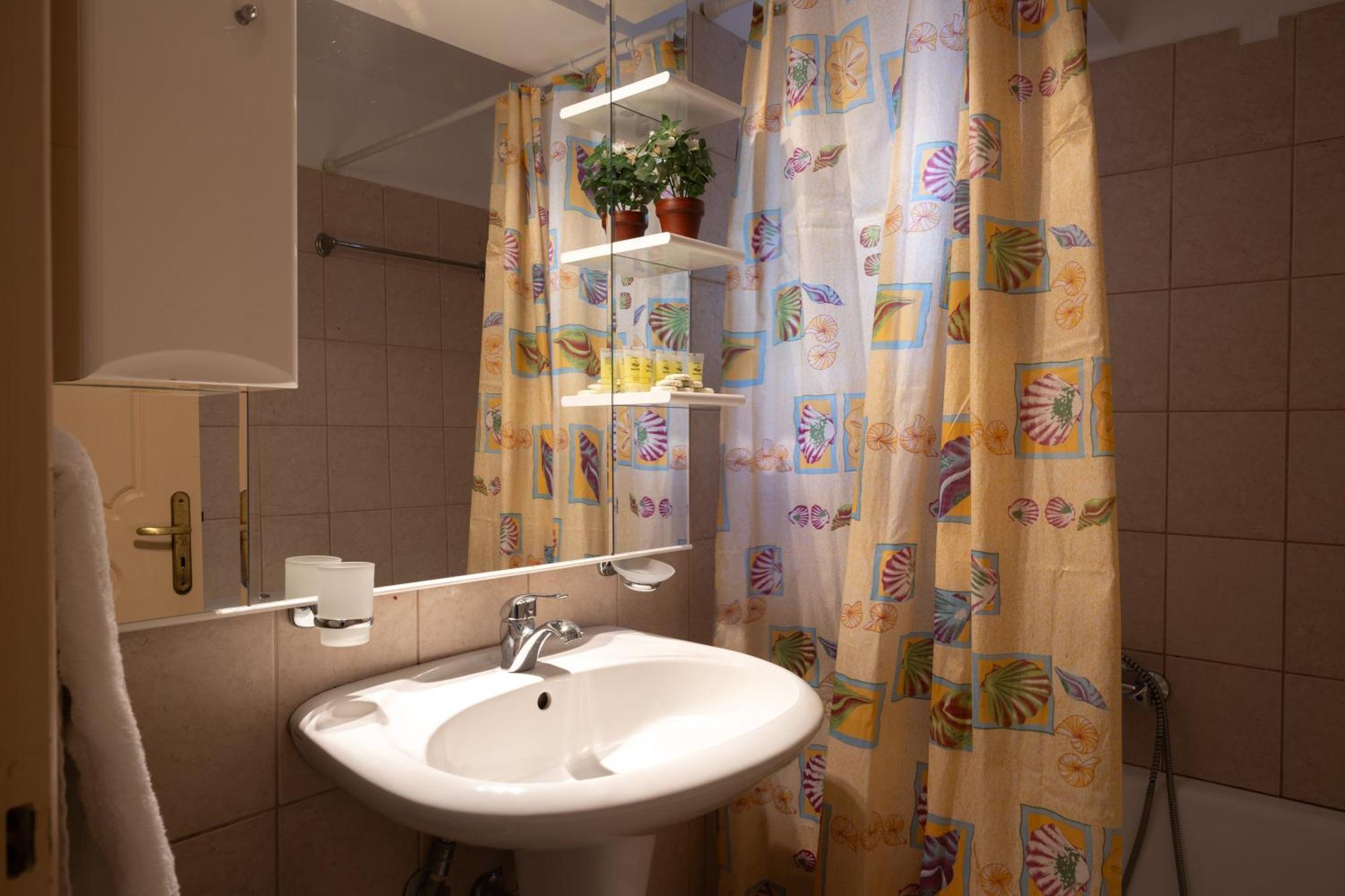 Pavlos Apartments Аргостоліон Екстер'єр фото