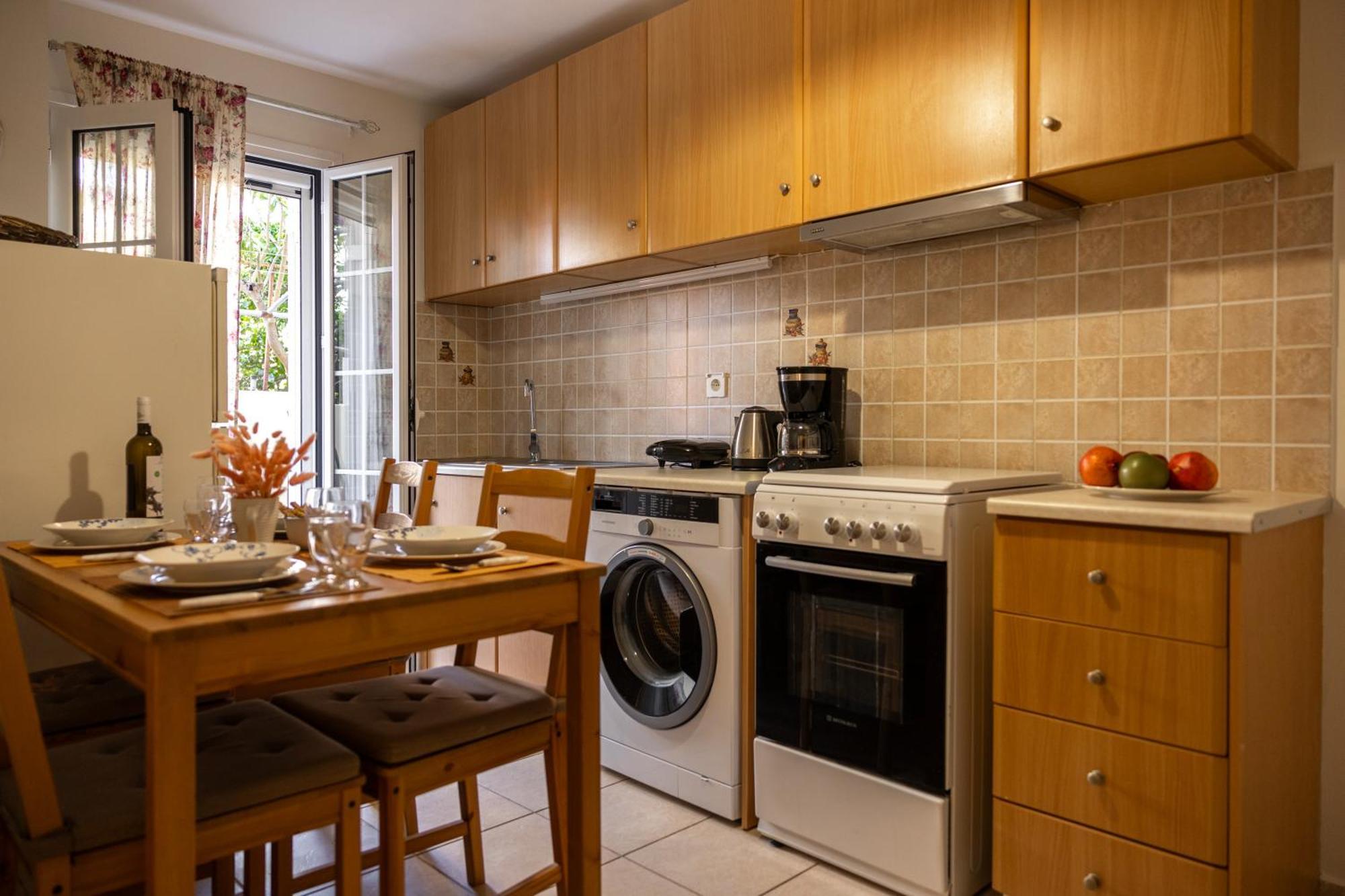 Pavlos Apartments Аргостоліон Екстер'єр фото