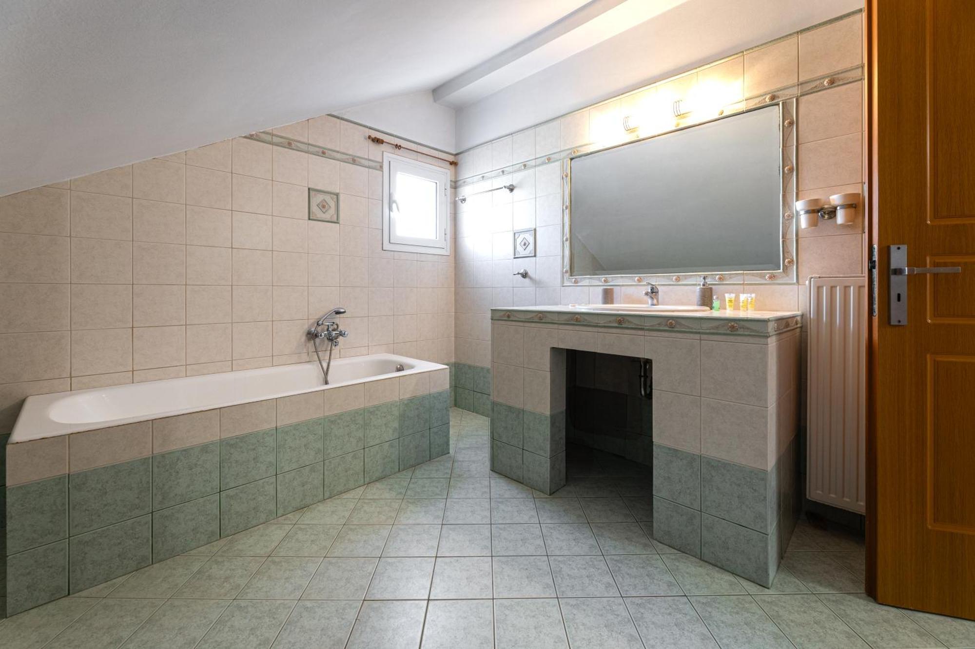 Pavlos Apartments Аргостоліон Екстер'єр фото