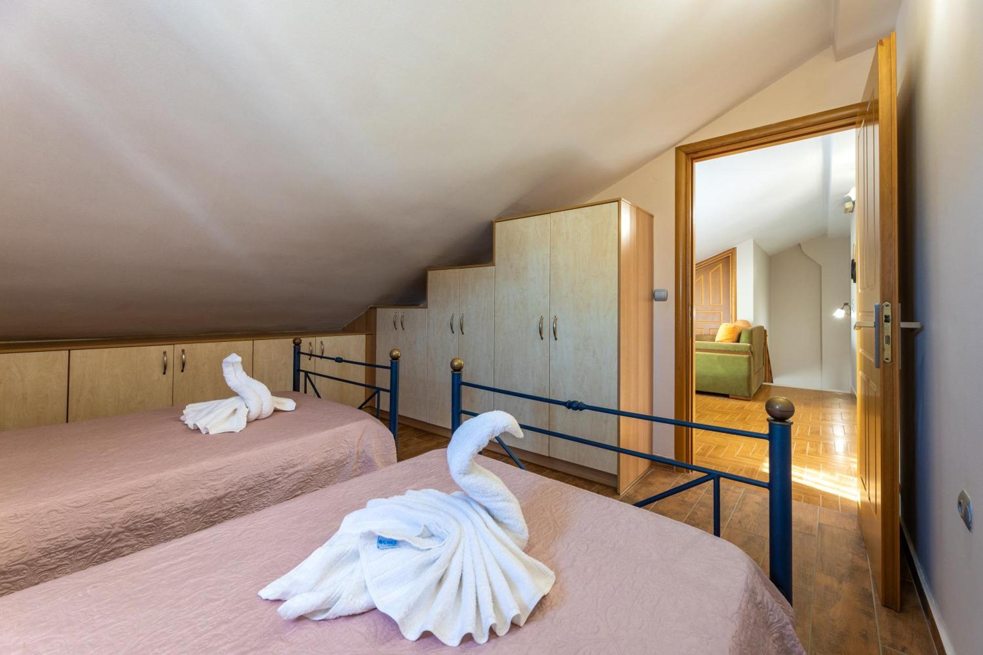 Pavlos Apartments Аргостоліон Екстер'єр фото